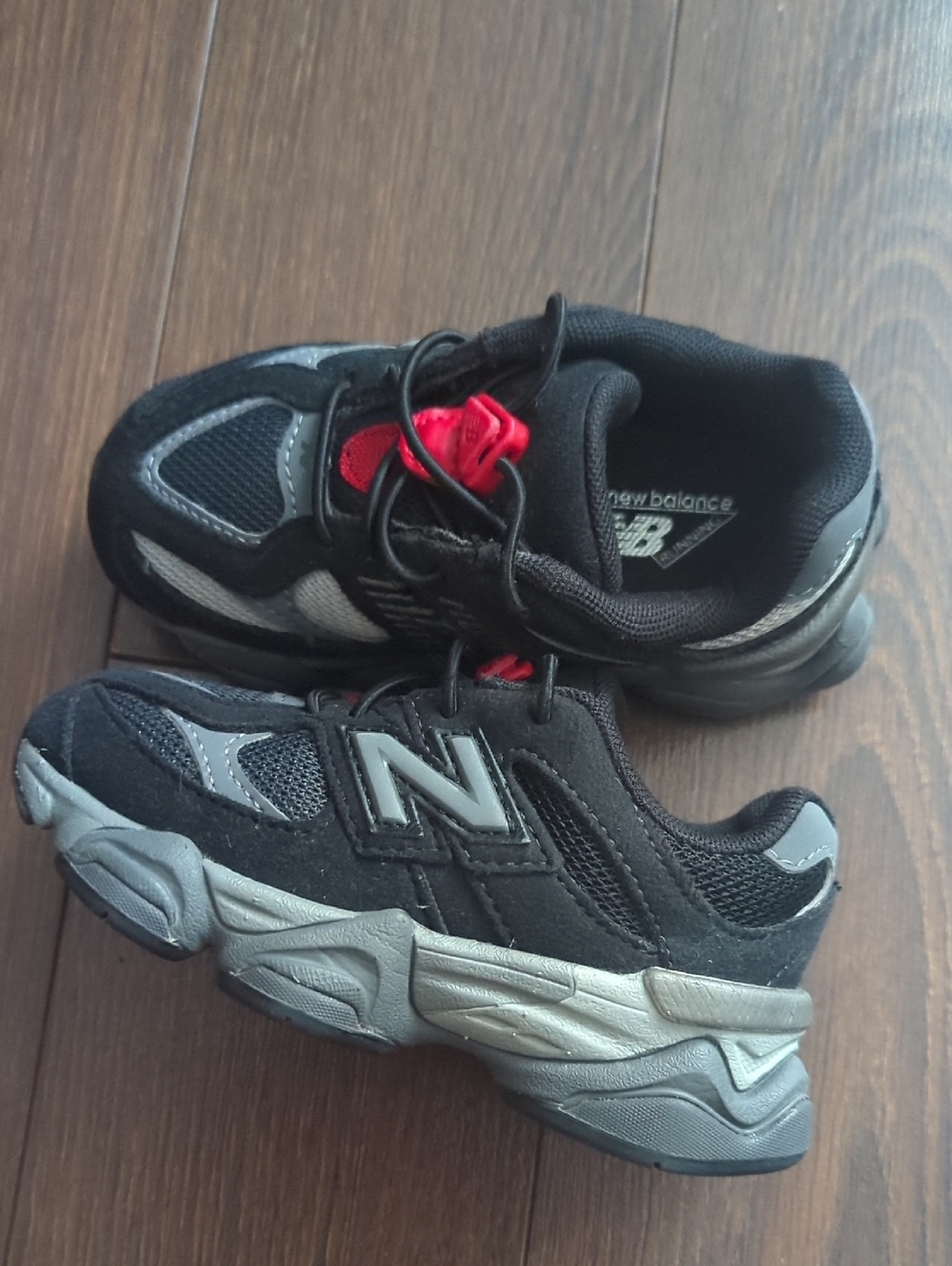 New Balance 9060 Kids Toggle Closure - Low Tops - Picture 7 of 13